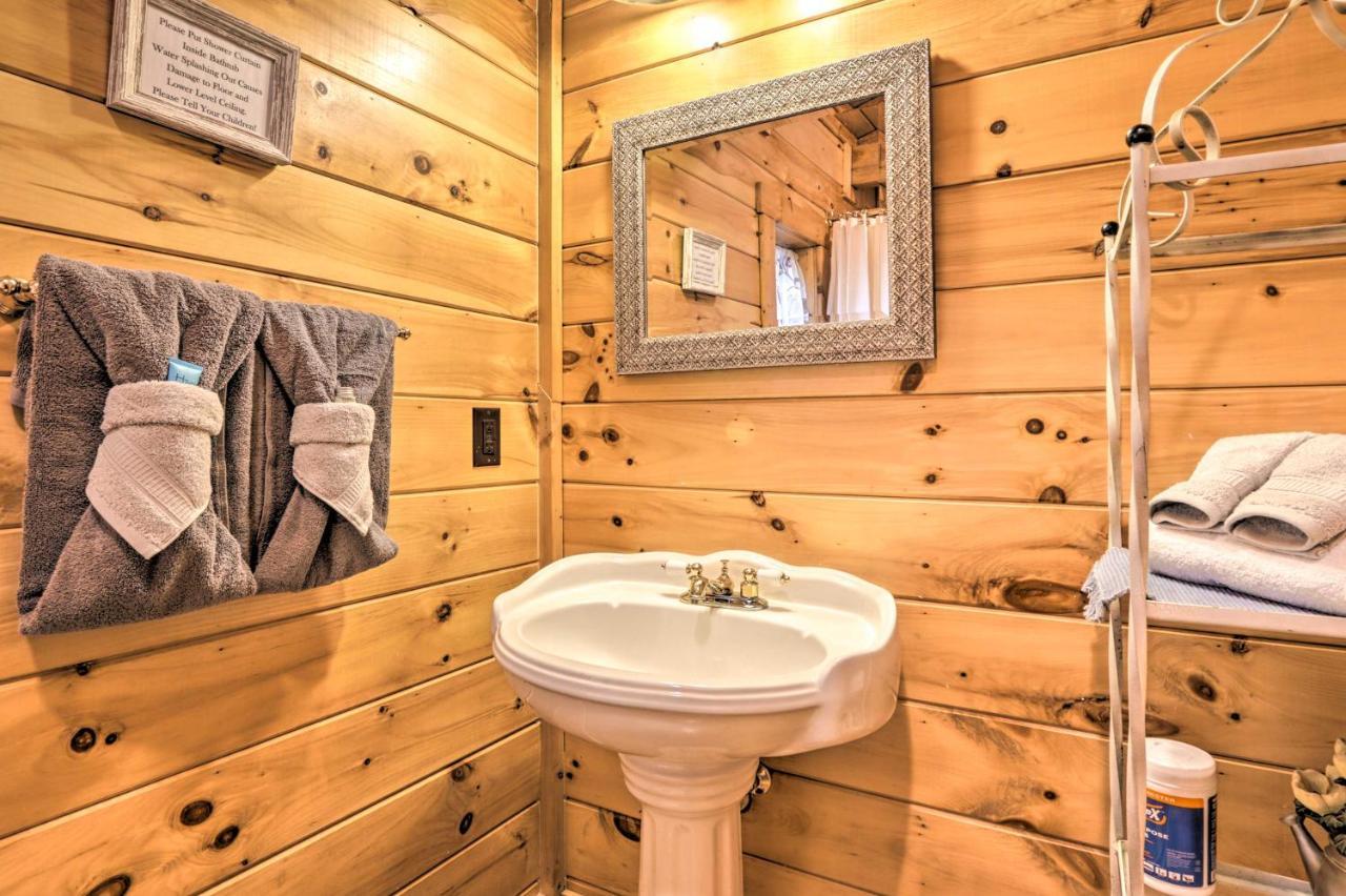 Creekside Sevierville Cabin Game Room And Hot Tub! Екстер'єр фото